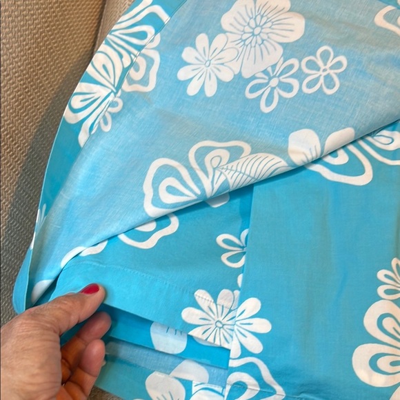 White Stag Blue and White Skort with Floral Design - Picture 3 of 8